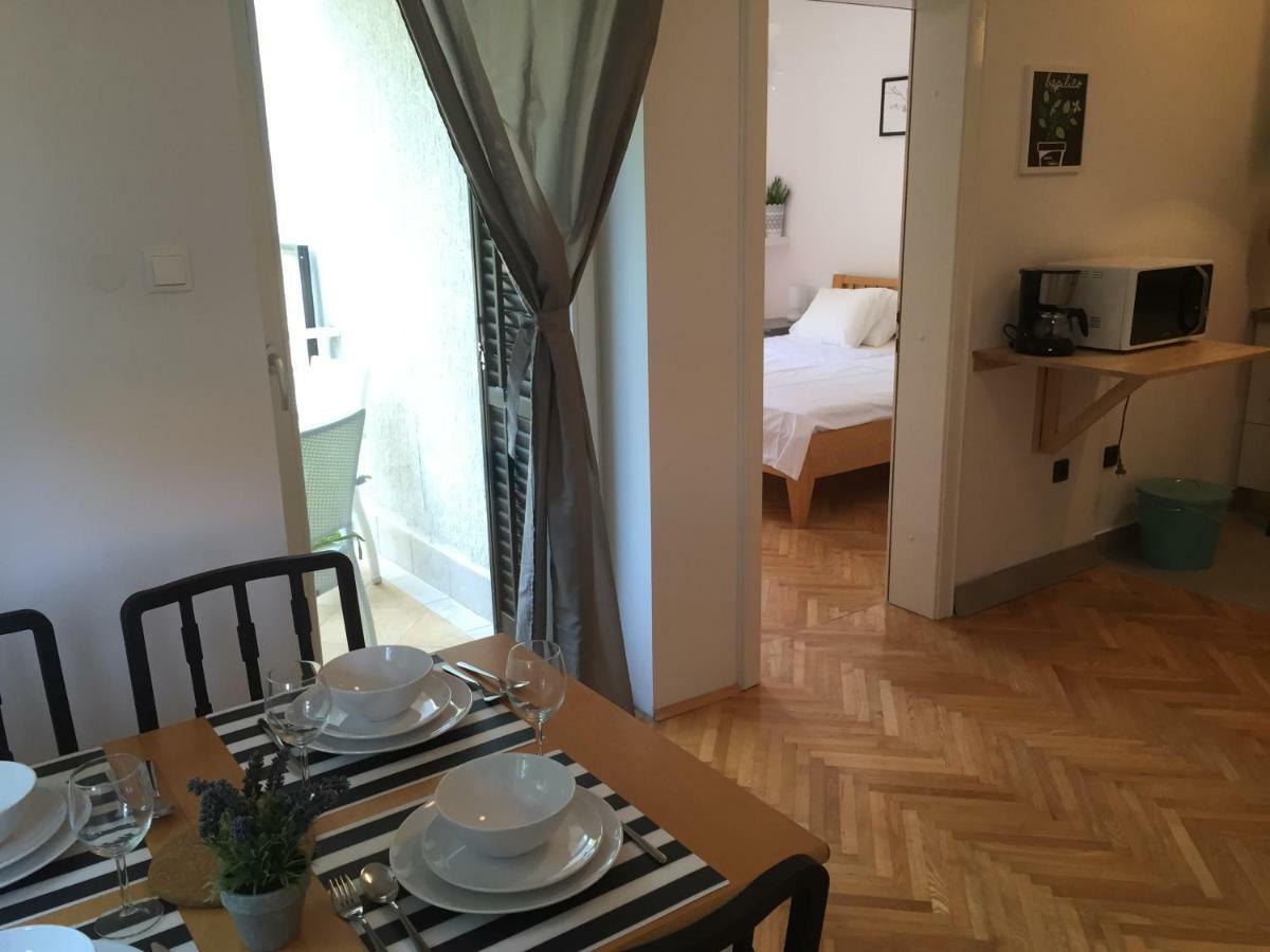 Apartments Papalinna 2 By Moro Krk Town Exterior photo